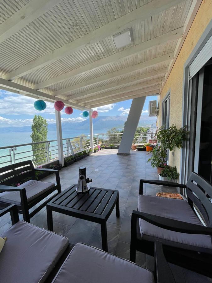 Kelvi'S Apartment Pogradec Zewnętrze zdjęcie