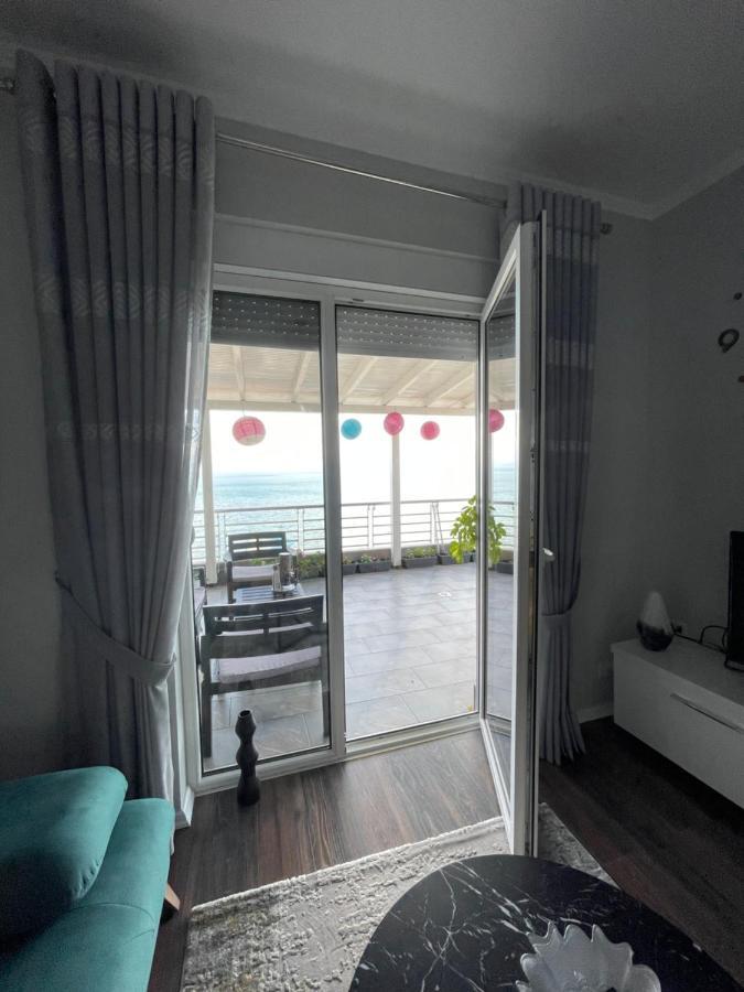 Kelvi'S Apartment Pogradec Zewnętrze zdjęcie