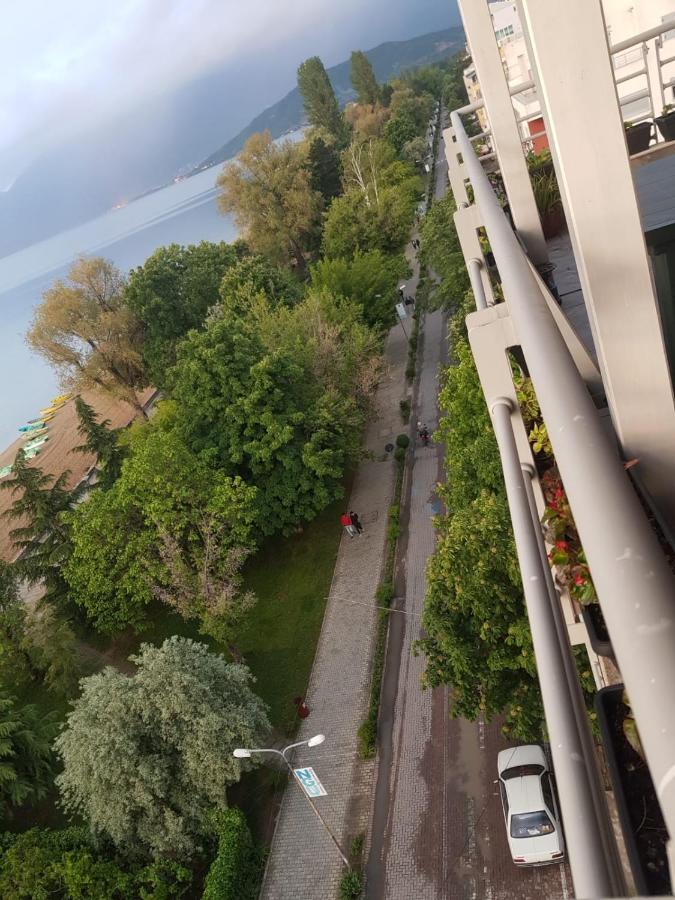 Kelvi'S Apartment Pogradec Zewnętrze zdjęcie